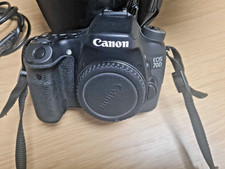 Pre-Owned EOS 70D Camera with two batteries, charger, plus lenses