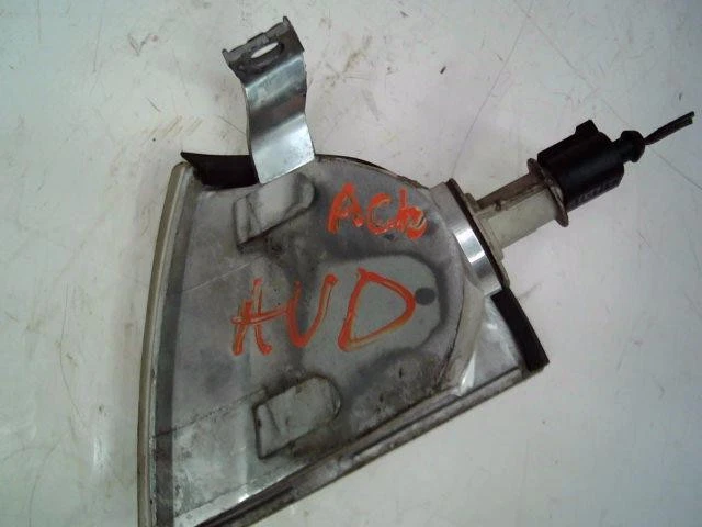 Blinker Recht Angebot SKODA Octavia I Phase 2 Kombi - 1.9 Tdi 100ch - Bild 3 von 3