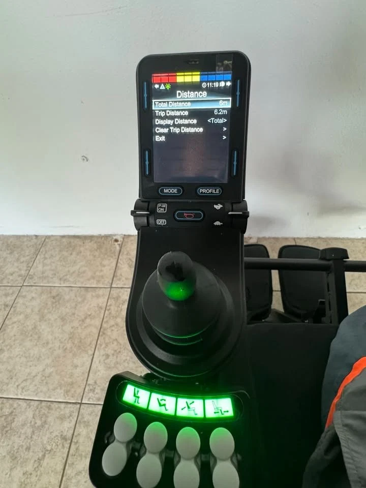 Cadeira de rodas elétrica Permobil M3 Corpus - Imagem 3 de 4