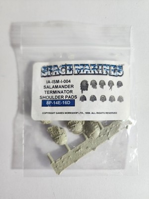 Warhammer Forgeworld Salamander Terminator Shoulder Pads