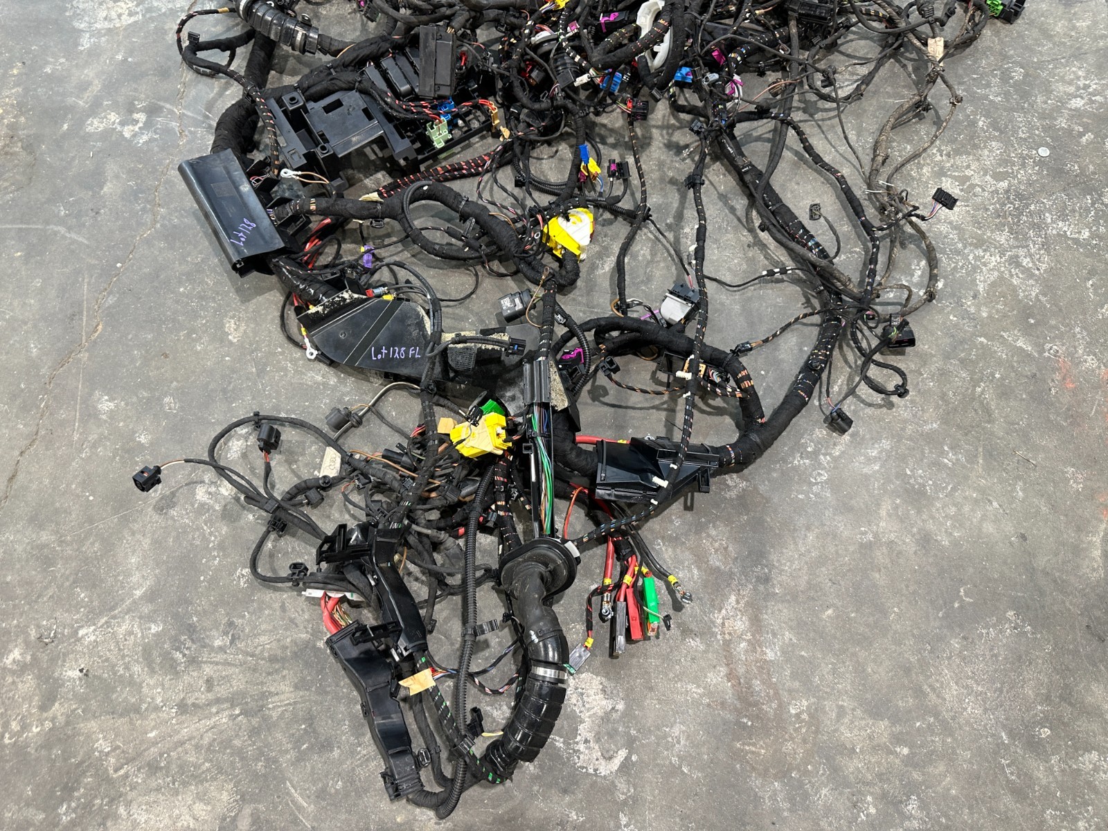 Audi R8 2017 Wiring harness