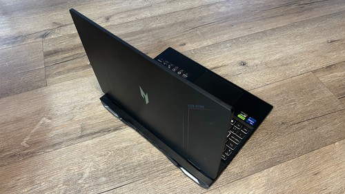 Gaming Laptop ACER AN16-51 i7-13700 RTX4050 16 Zoll /16Gb Ram /3TB SSD - Bild 3 von 5