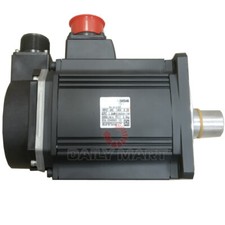 New In Box Mitsubishi HC-RFS153 Servo Motor