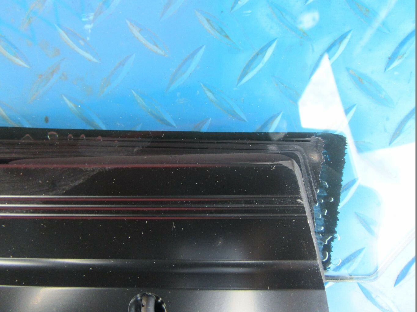 Maserati Quattroporte left rear door window glass #1215