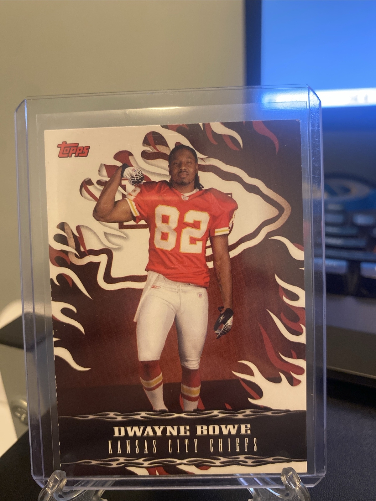 2007 Topps Wal-Mart Red Hot Rookies Dwayne Bowe #7 Rookie RC