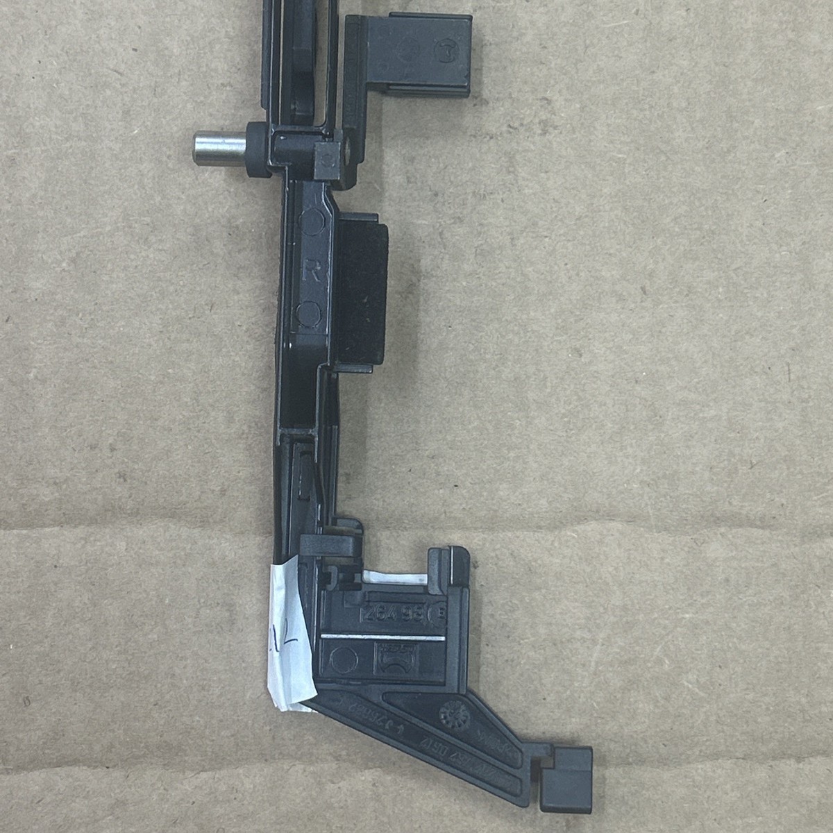 A2027801212 A2027820612 MERCEDES W202 RIGHT SUNROOF DRIP RAIL