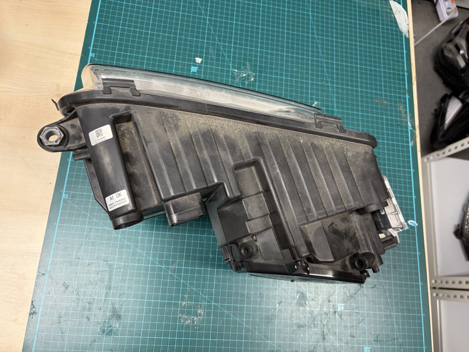 OEM Rolls-Royce Ghost Wraith Dawn Right Side Headlight RR5 RR6 7349998