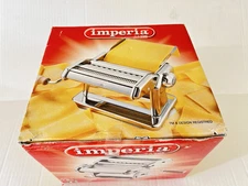 Imperia dal 1932 Pasta Machine Italy w/Easy Lock Dial iPasta and Accessories