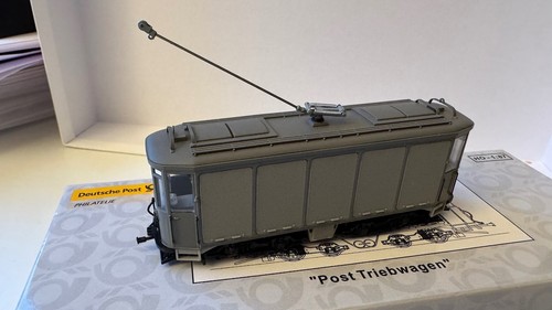 Deutsche Post 10036  grau, 1:87, mit Motor, neu, OVP | Condition: Neu