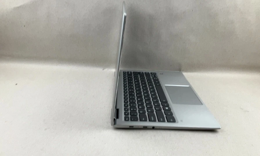 LENOVO YOGA 720-13IKB | CORE I5-7200U 2.5GHZ | 512GB | 8GB | SIN SISTEMA OPERATIVO/ADAPTADOR DE CORRIENTE Foto 4 de 4