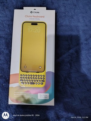 NEW Clicks Creator Keyboard for iPhone 15 Pro Max - BumbleBee Yellow USB-C