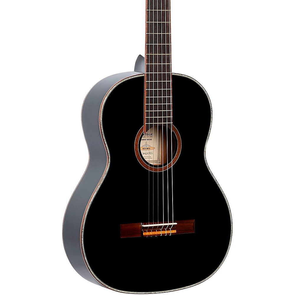 Ortega Family Series R221BK-L Classical Guitar Black 55990₽