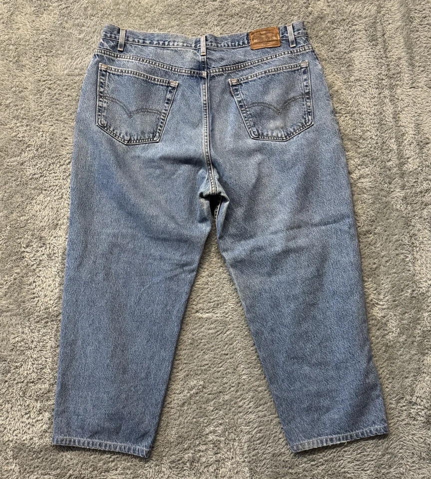 Pantalones de mezclilla vintage Levis para hombre 545 holgados años 2000 Y2K hechos en EE. UU. talla 42x32 Foto 3 de 4