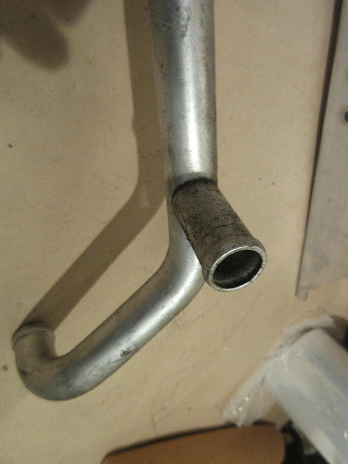 Ferrari Testarossa Cylinder Heads Blow By Connecting Pipe P/N 124646