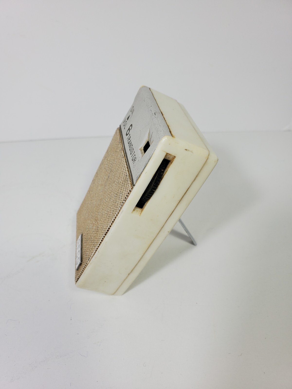 Vintage AFCO MTR633 6Transistor Radio Pocket Portable Read Condition