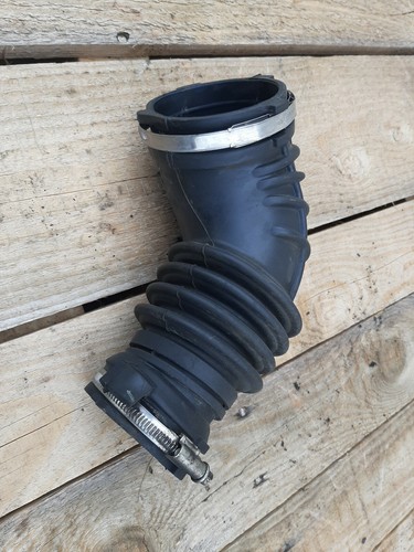 Audi A4 B8 8K Bj09 Ansaugrohr Schlauch für Turbolader  1,8 TFSI  06H 129 629 E