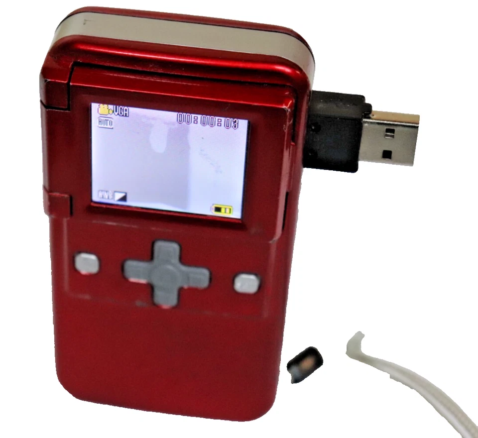 VIVITAR EARLY MODEL DIGITAL VIDEO RECORDER -MODEL DVR-411 -RED - Image 4 of 4