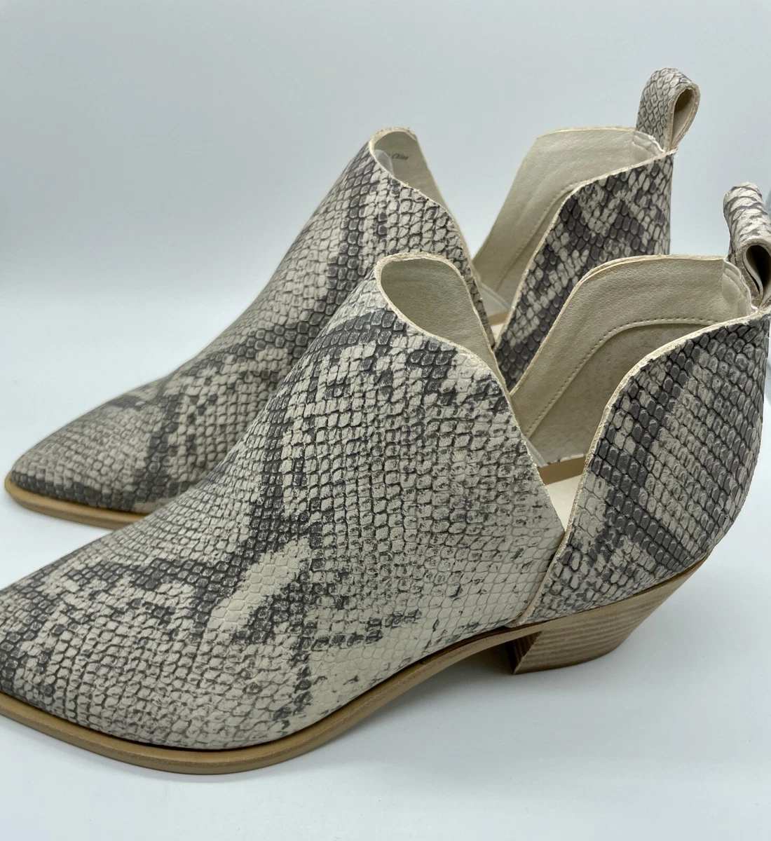 Dolce vita sonni ankle boots hot sale
