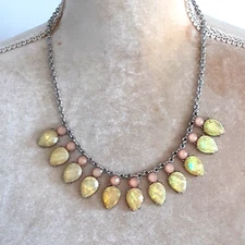 Charming Charlie peach & opalescent Yellow Faceted 18" necklace acrylic