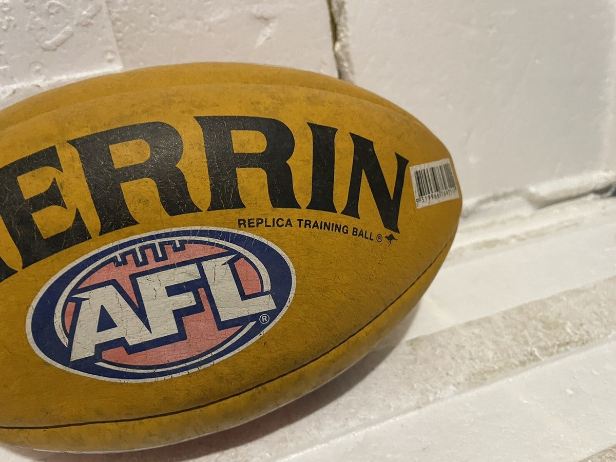 AFL TOYOTA PREMIERSHIP SEASON OFFICIAL SHERRIN Training Ball