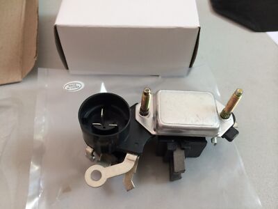 14V ALTERNATOR VOLTAGE REGULATOR IH252 GENERATOR CONTROLLER VRH200029 940038071