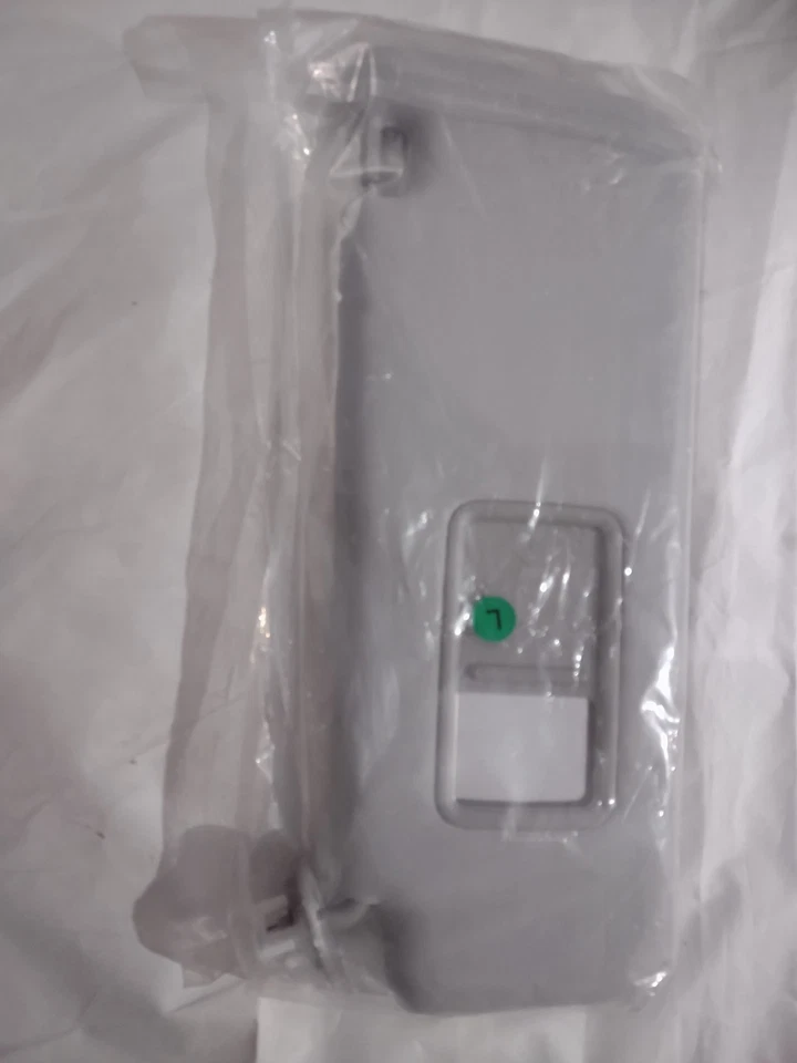 Nuevo parasol con espejo retrovisor de maquillaje gris izquierdo para Toyota 4RUNNER 2010-2023 Foto 4 de 4