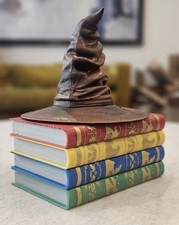 Harry Potter 25th Anniversary House Book Sorting Hat Popcorn Bucket IN HAND