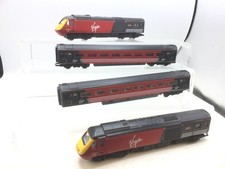 Hornby R2045 OO Gauge Virgin 4 Car HST Set 43063/43093 NEEDS ATTN (L1)