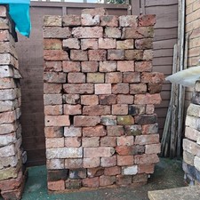 Reclaimed half bricks.