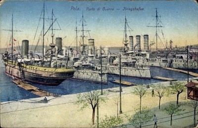 Postcard Pola Pula Croatia, Austrian warships in port,... - 11379536