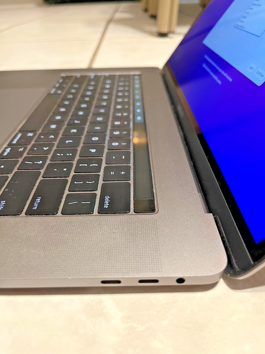 Apple MacBook Pro A1707 15.4 in Laptop for sale online | eBay