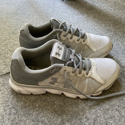 Under Armour Assert 6 Damen Sportschuhe UK Größe 6 Fitness Laufen Micro G leicht