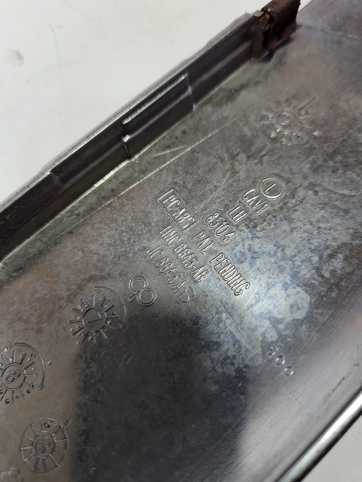 98-03 Jaguar X308 XJ8 XJR traseiro esquerdo do motorista acabamento do para-choque moldura cromada fabricante de equipamento original - Imagem 3 de 4