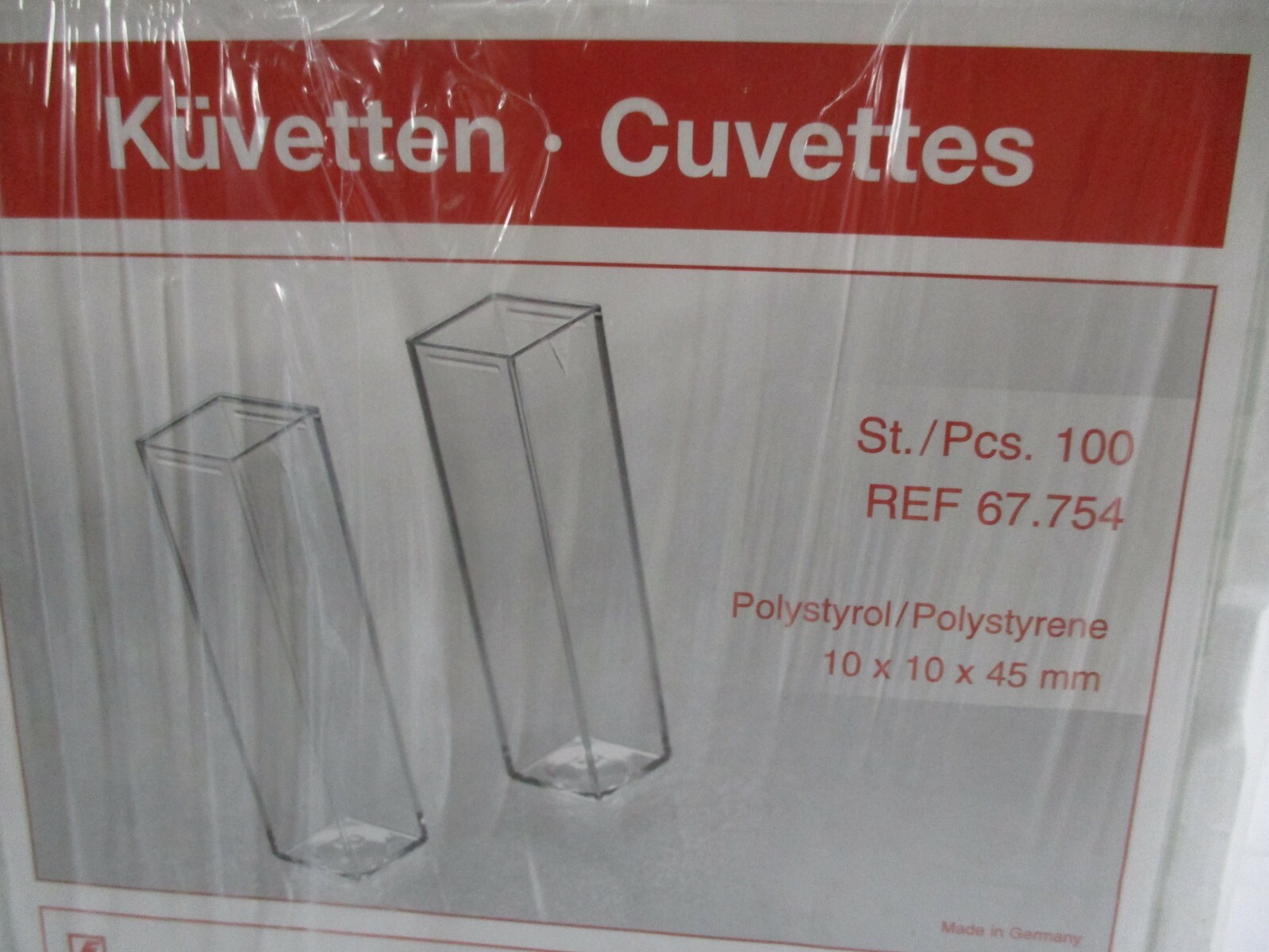 KUVETTEN CUVETTES 67.754 POYSTYROL /POLYSTYRENE 10 X 10 X 45 MM 100 PCS