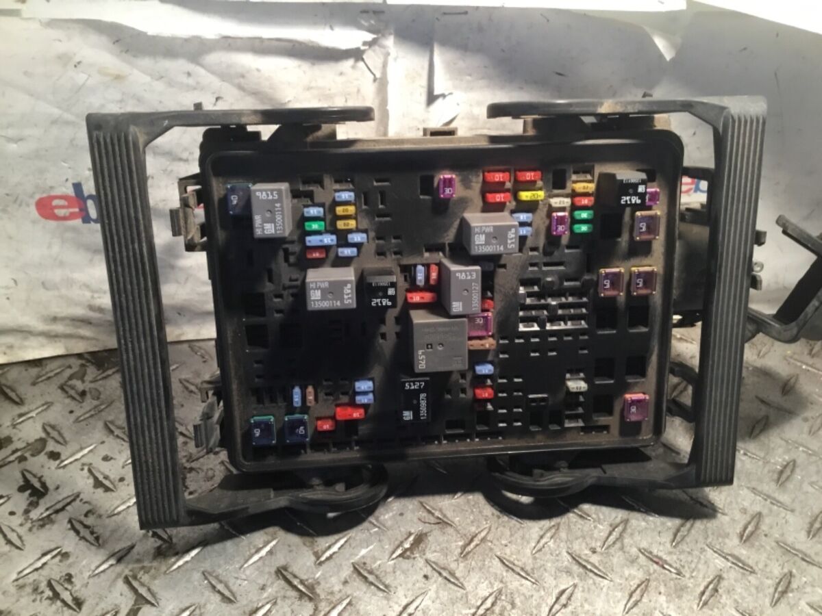 2017 SILVERADO 1500 5,3 2WD ENGINE FUSE BOX 84075777 | eBay 2017 SILVERADO 1500 5,3 2WD ENGINE FUSE BOX 84075777 | eBay