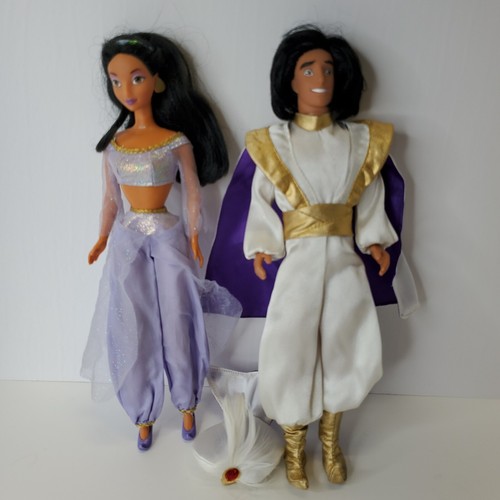 Mattel 1996 DISNEY PARKS ESCLUSIVA ALADDIN WEDDING bambola con gelsomino scintillante - Foto 15 di 16