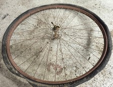 - roue avant 700 chapeau gendarme peugeot automoto vélo collection ancien eroica