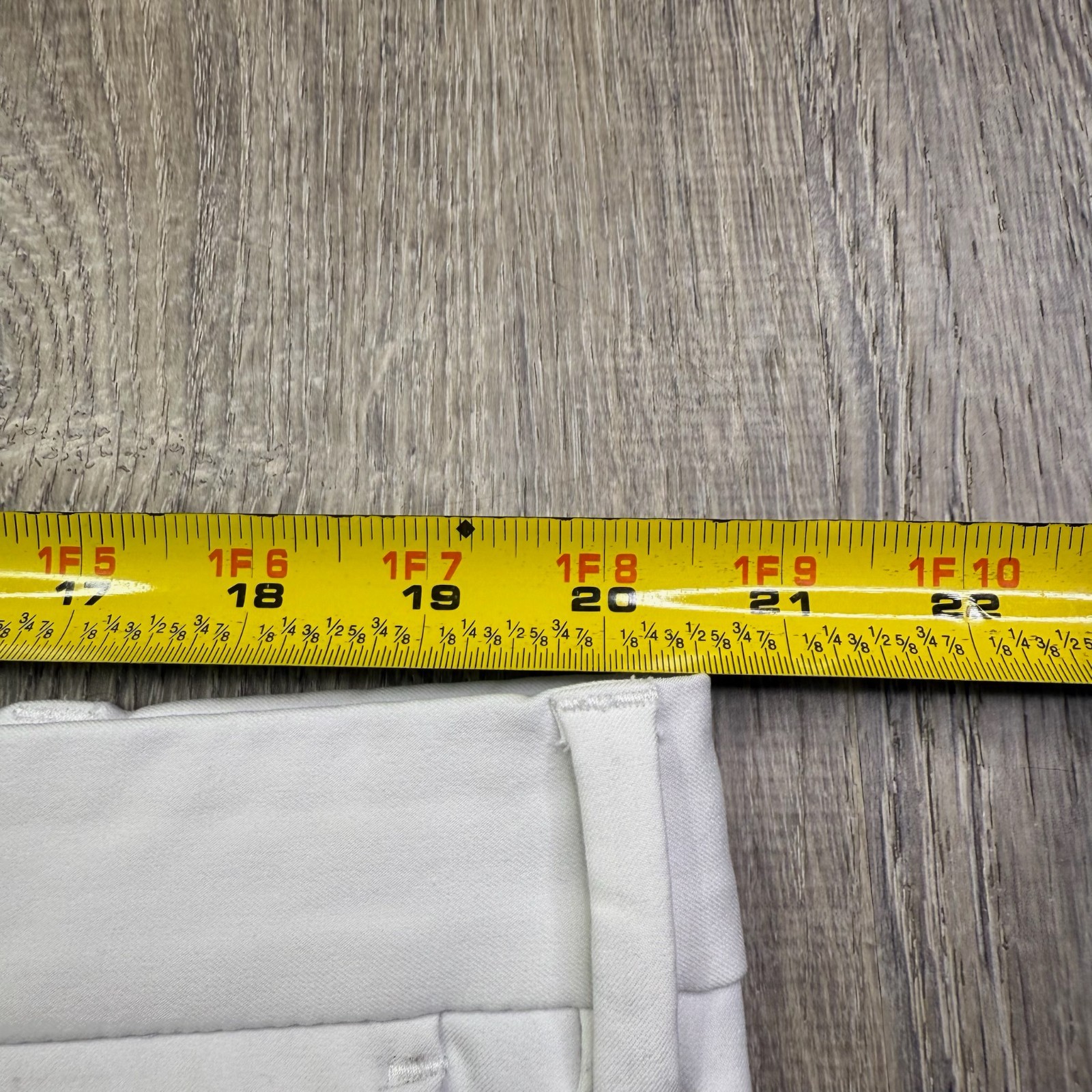 Peter Millar Mens 9" White Solid Flat Front Class… - image 11