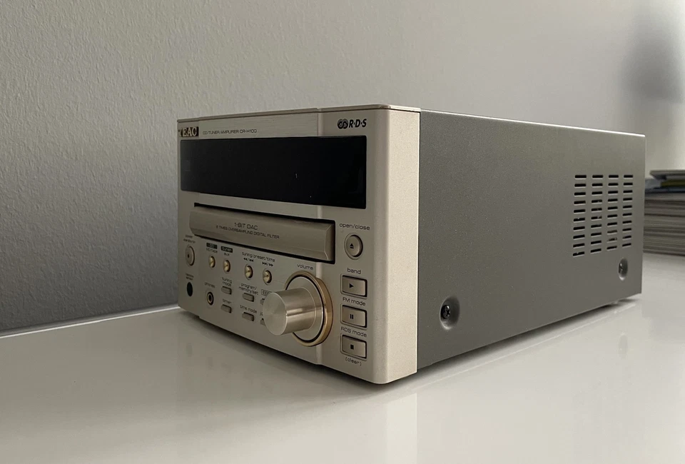 TEAC CR-H100, Tuner, Verstärker, Fernbedienung, Anleitung - CD DEFEKT - Bild 2 von 4