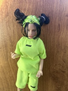 ビリーアイリッシュ Barbie 4点セット ビリーアイリッシュ Barbie 4点セット Barbie X Billie Eilish Black