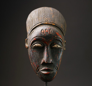 African Wooden Mask Hand Carved Tribal Art Wall Decor Collectible-9756