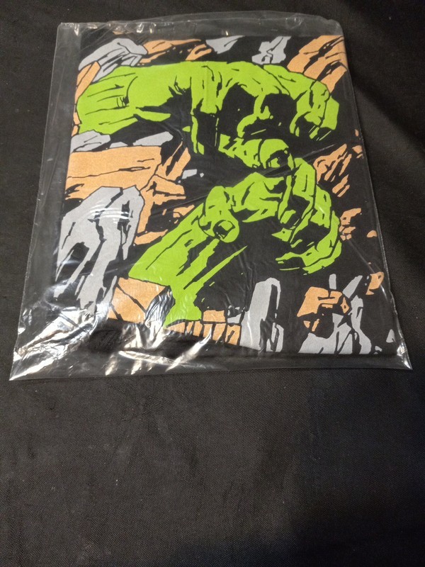 INCREDIBLE HULK BLACK T-SHIRT SMASH HANDS VINTAGE  XL 1990s SEALED