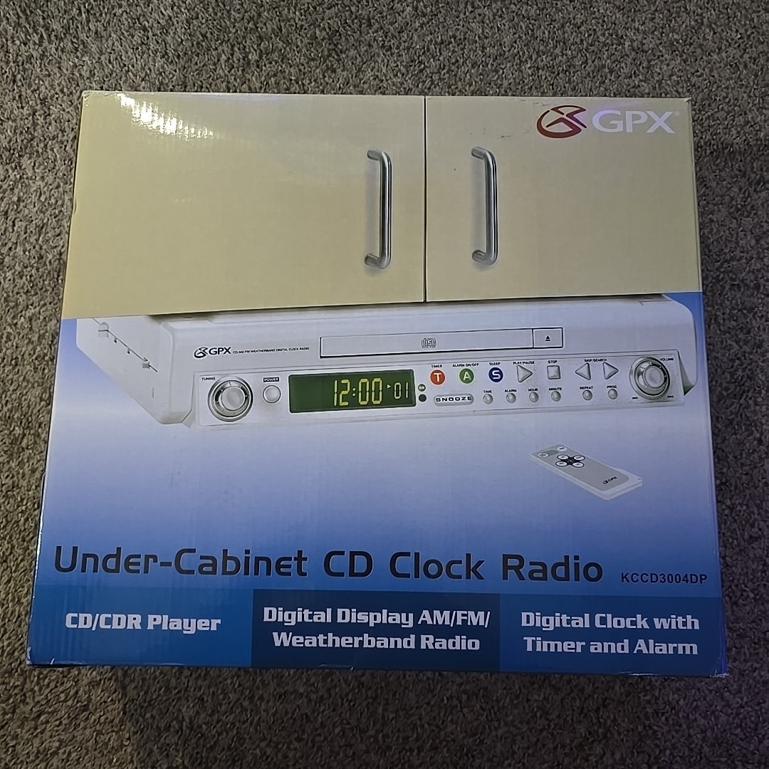 GPX Under-Cabinet CD Clock Radio KCCD3004DP New 