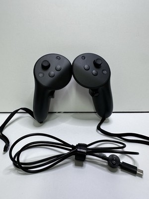 Meta Quest Touch Pro VR Controllers with Charging Cable - Black
