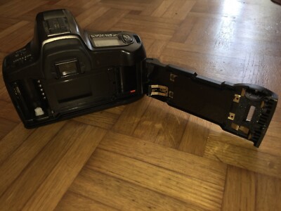 Minolta Dynax 300si With 35-70mm zoom Lens 35mm