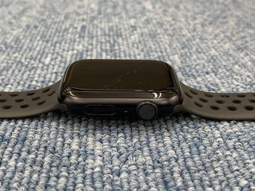 Apple Mknc3J/A Watch Nike 7 Gps Model 45Mm - Picture 5 of 8
