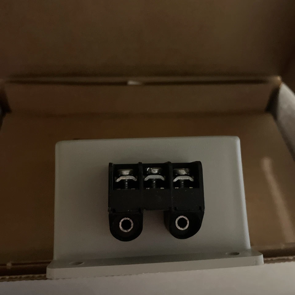 Control Concepts Lslatrol Plus Active Tracking Filter IC+102 - Image 3 of 4