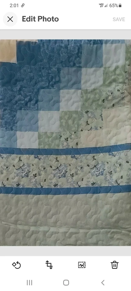 Reversible ~ Classic Diamond Patch Medallion Quilt ~ KING Size Quilt - Image 2 of 4