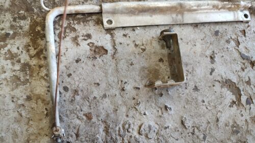 Volvo P1800S ES Throttle Pedal Bracket 67 68 69 70 71 72 - Picture 3 of 3
