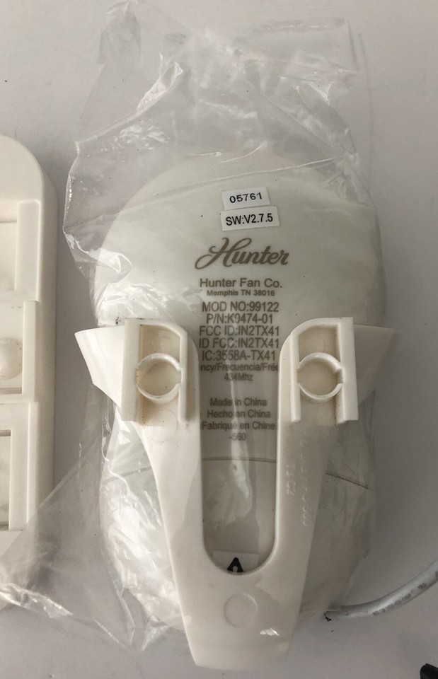 Hunter 99122 Universal 3 Speed Ceiling Fan Remote Control W/ Wall Mount ...